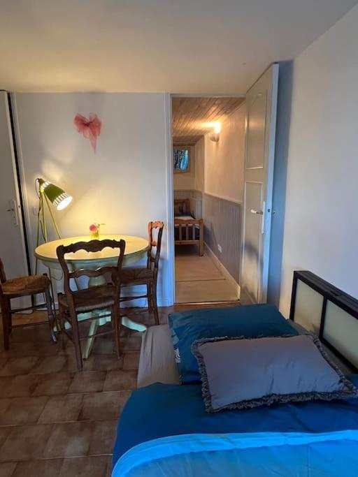 Appartement Triplex T4 83m2 Vue Avec Le Patio Et L'arrivee Autonome Bandol
