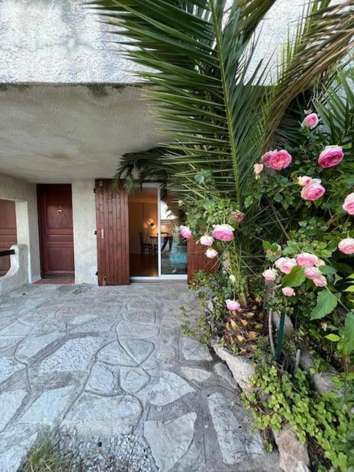 Triplex T4 83m2 Vue Avec Le Patio Et L'arrivee Autonome * Bandol